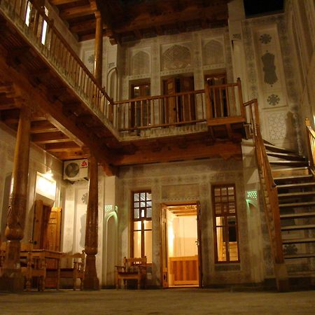 Komil Bukhara Boutique Hotel Exterior photo