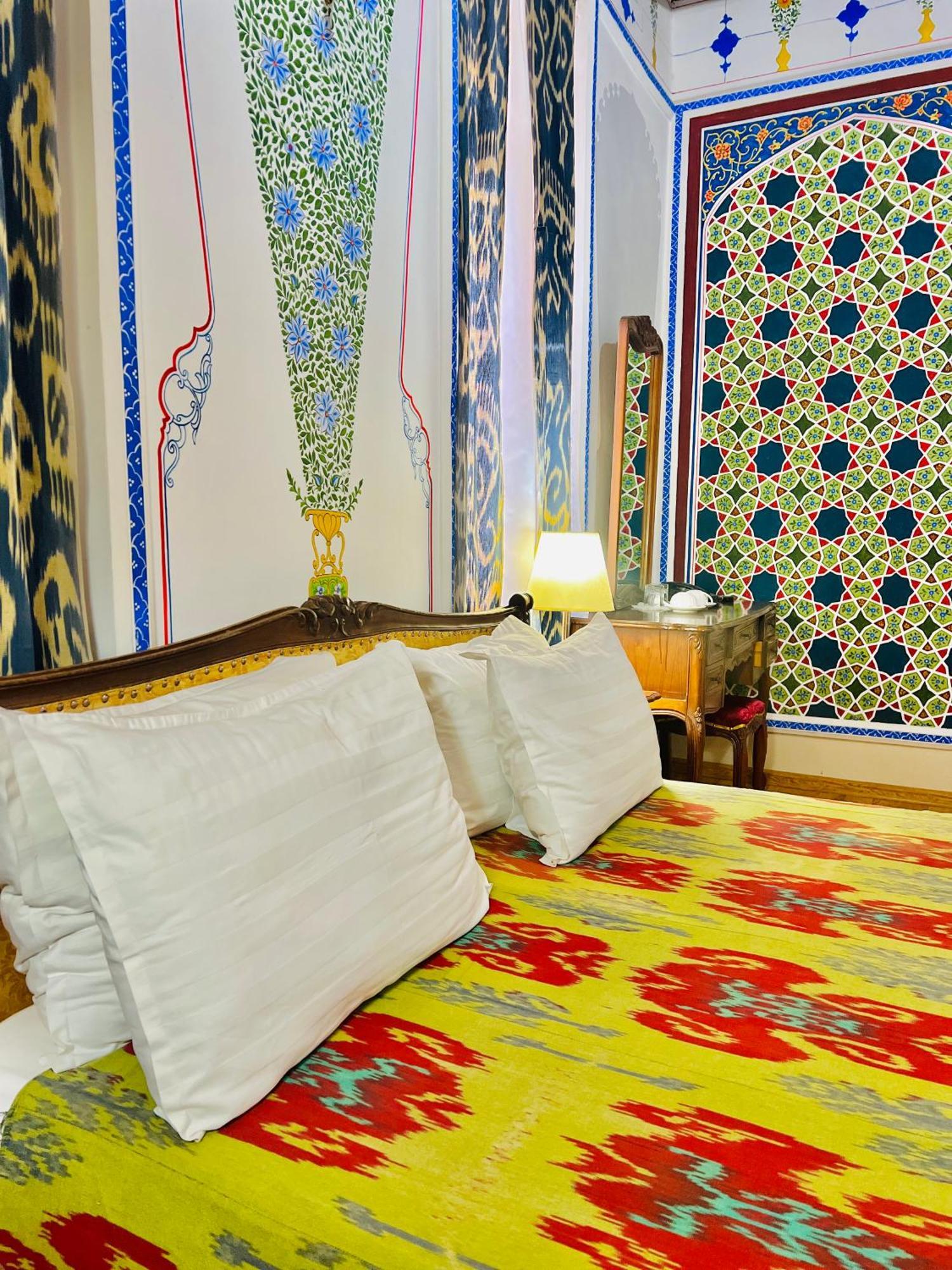 Komil Bukhara Boutique Hotel Exterior photo