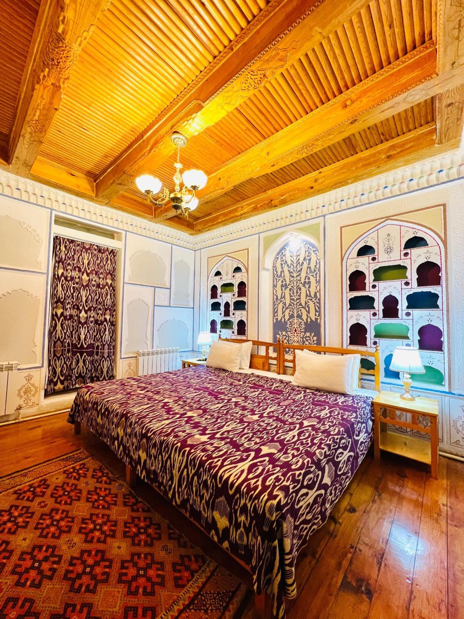 Komil Bukhara Boutique Hotel Exterior photo