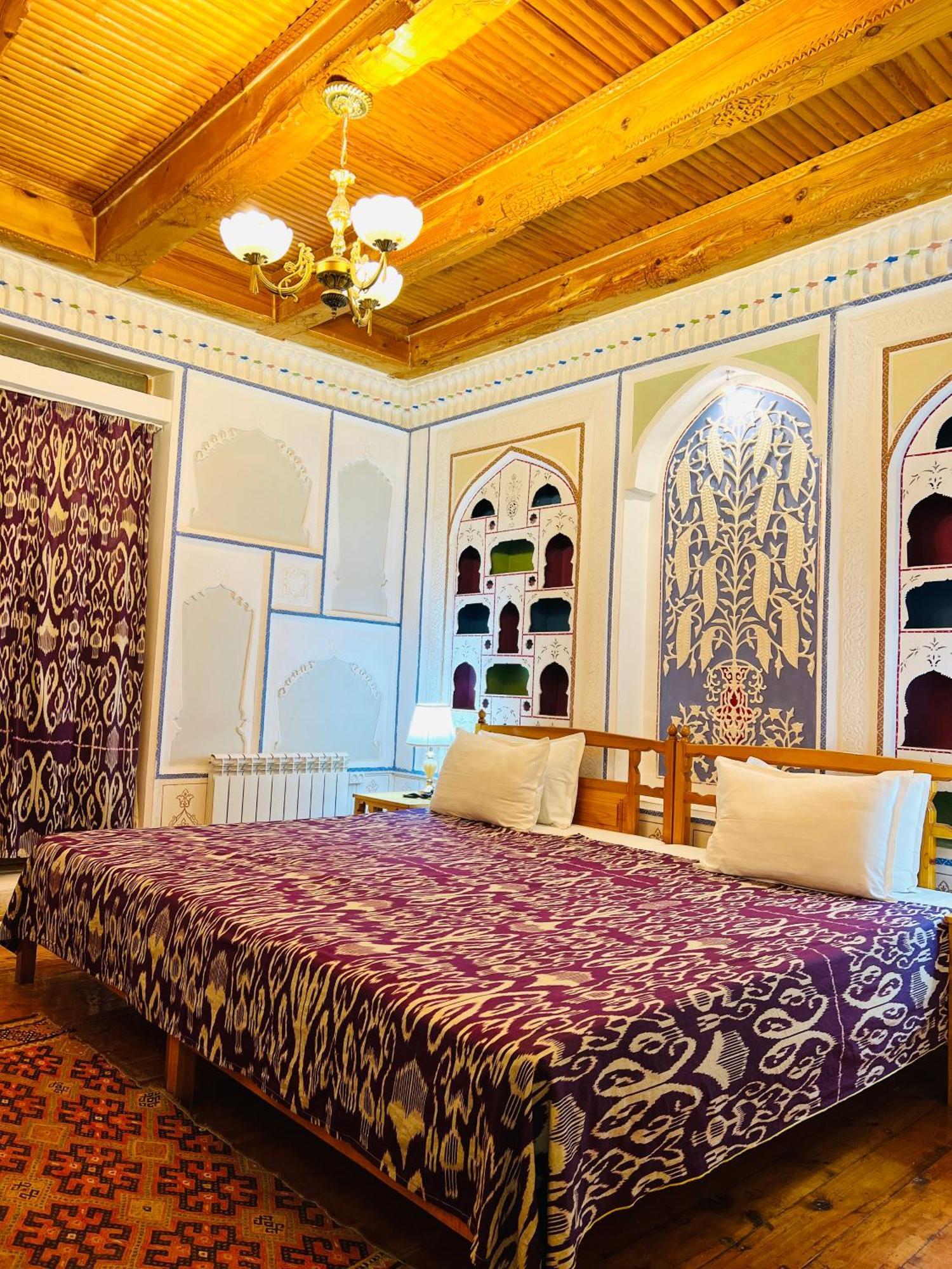 Komil Bukhara Boutique Hotel Exterior photo