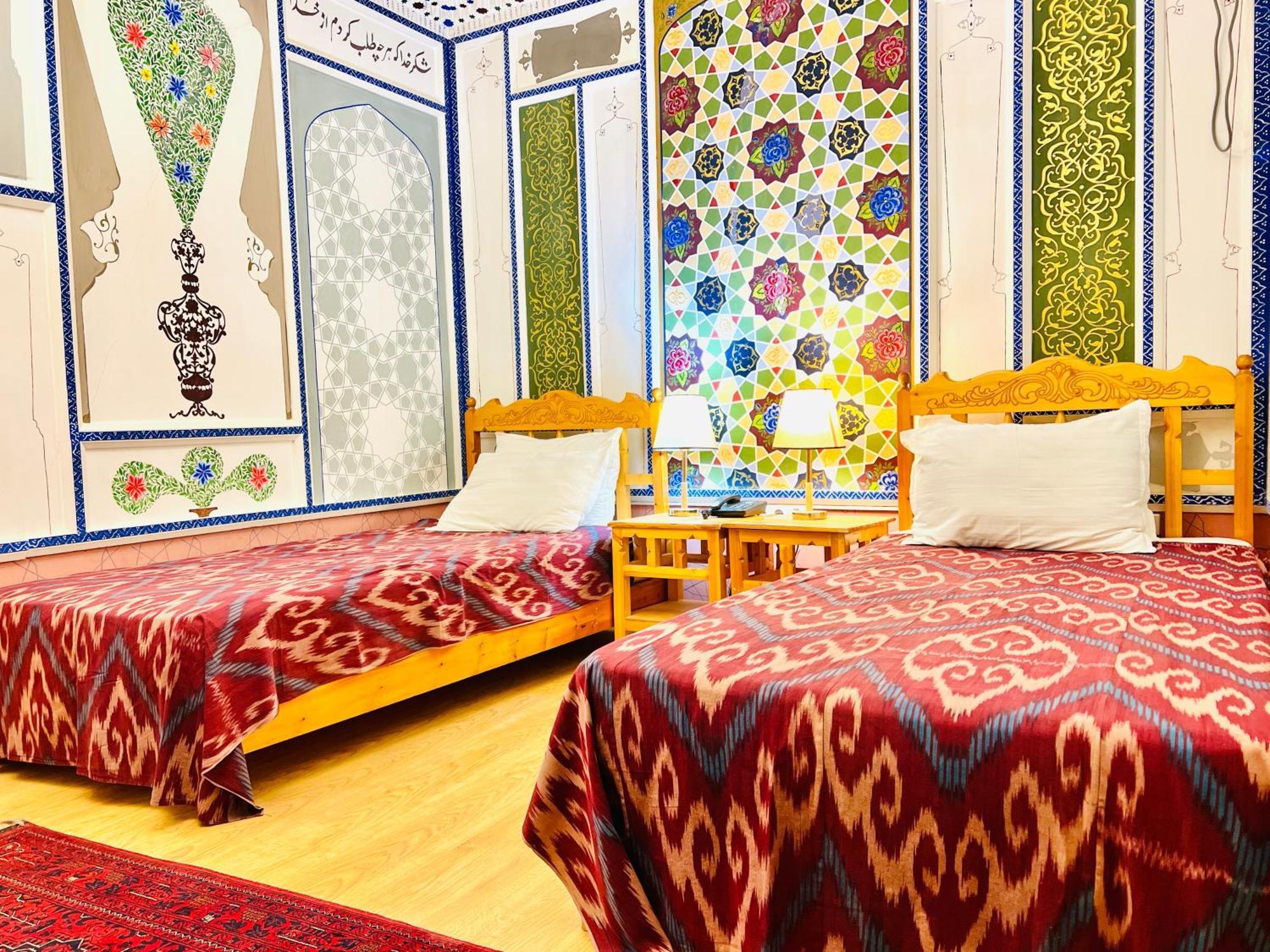 Komil Bukhara Boutique Hotel Exterior photo