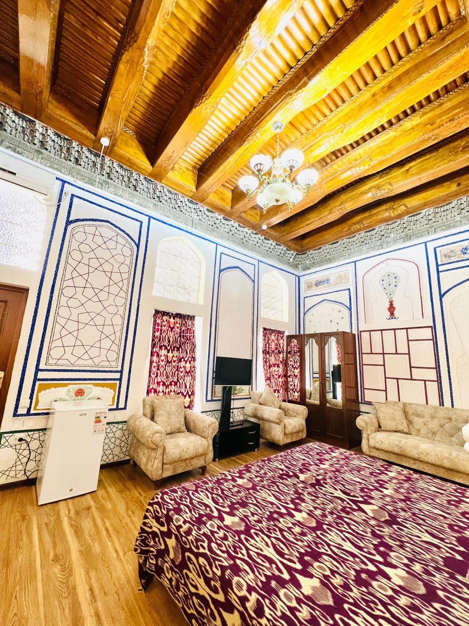 Komil Bukhara Boutique Hotel Exterior photo