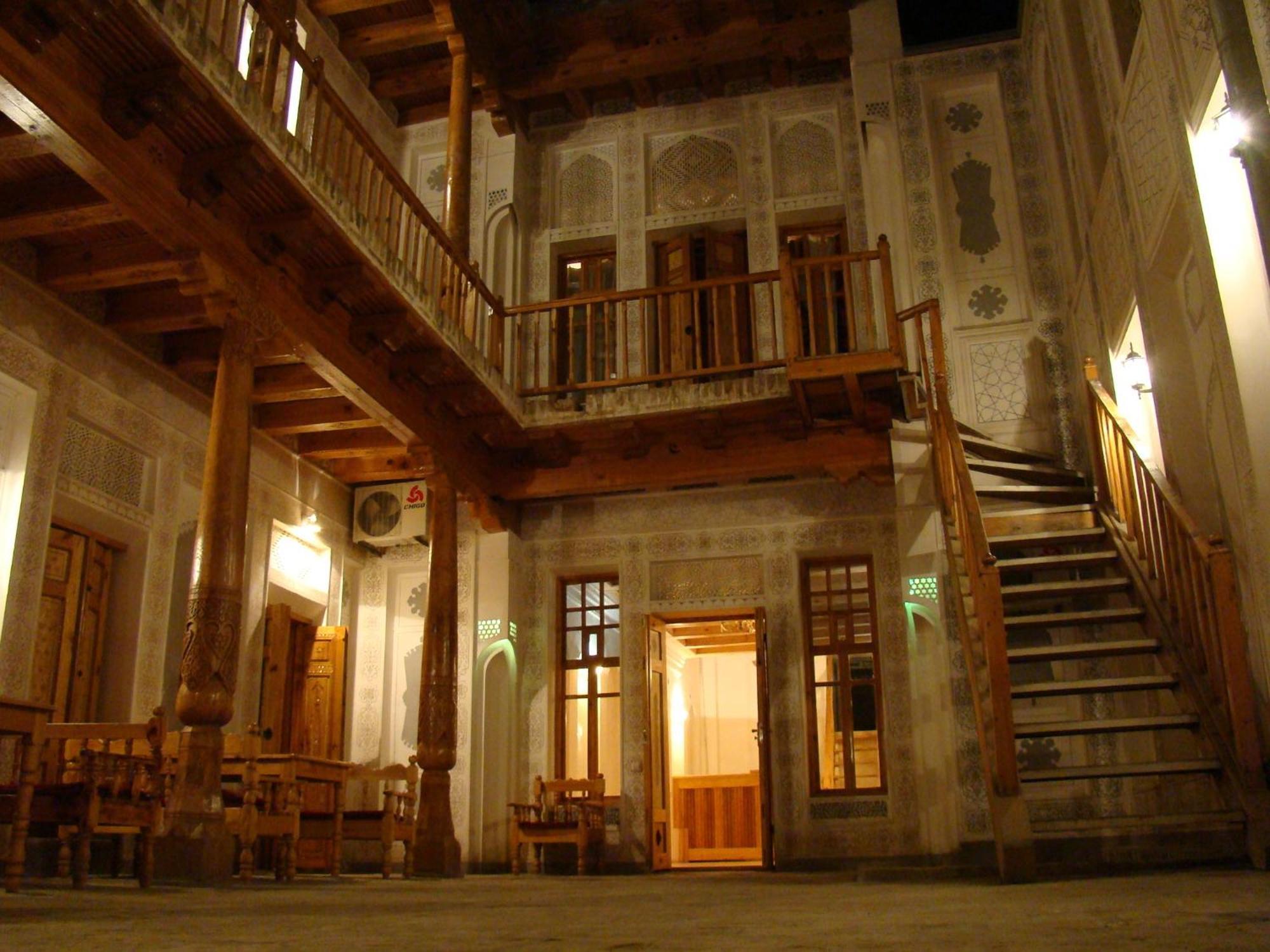 Komil Bukhara Boutique Hotel Exterior photo