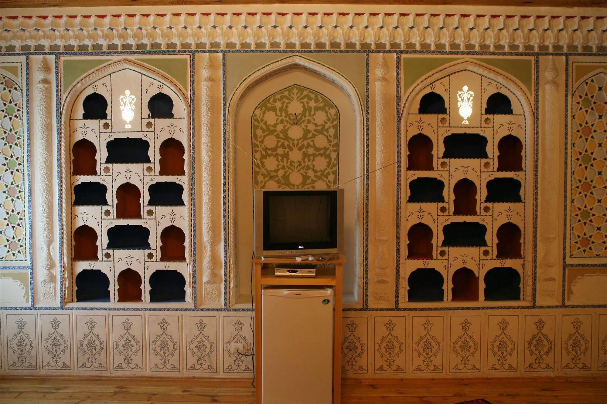 Komil Bukhara Boutique Hotel Exterior photo